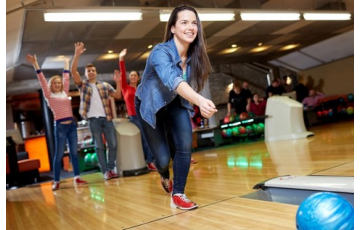 Gyere velünk bowlingozni! Gyere velünk bowlingozni!